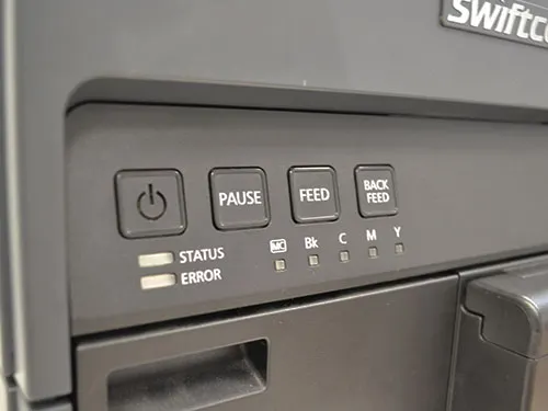 avvolgitore e svolgitore di etichette per stampanti SWIFTCOLOR SCL-4000D